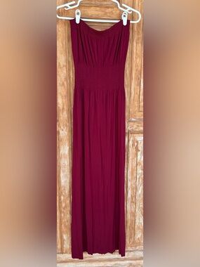 Active Basic Strapless Maxi Dress in Deep Burgundy